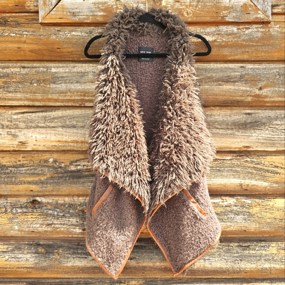 Love Tree Brown Wool Sherpa Fur Heavy Vest w/ Brown Leather Trim & Pockets - Picture 1 of 13